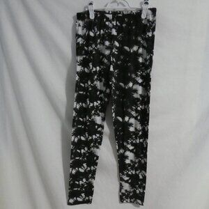MAJORA, large, black and white leggings, no imperfections, stretchable, GUC